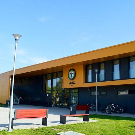 Sport Centrum Apartman Papa Luaran gambar